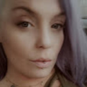 Meet your Posher, Alisa